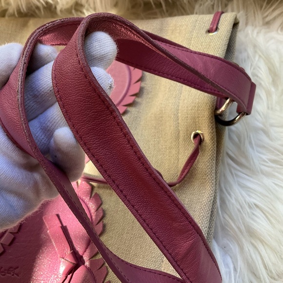 YVES SAINT LAURENT
Leather Heart Embellished Canvas Tote Bag - Picture 7 of 12